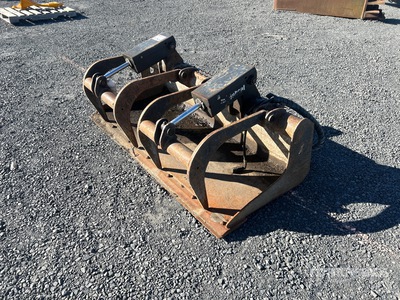 2015 Bobcat 7168340 66 in Skid Steer Grapple Bucket