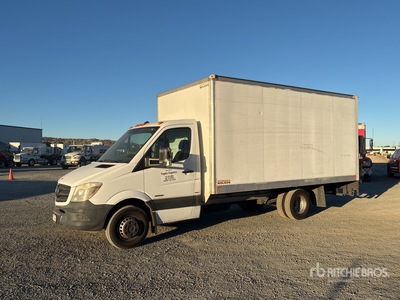 2014 Mercedes-Benz 3500 4x2 Van Truck