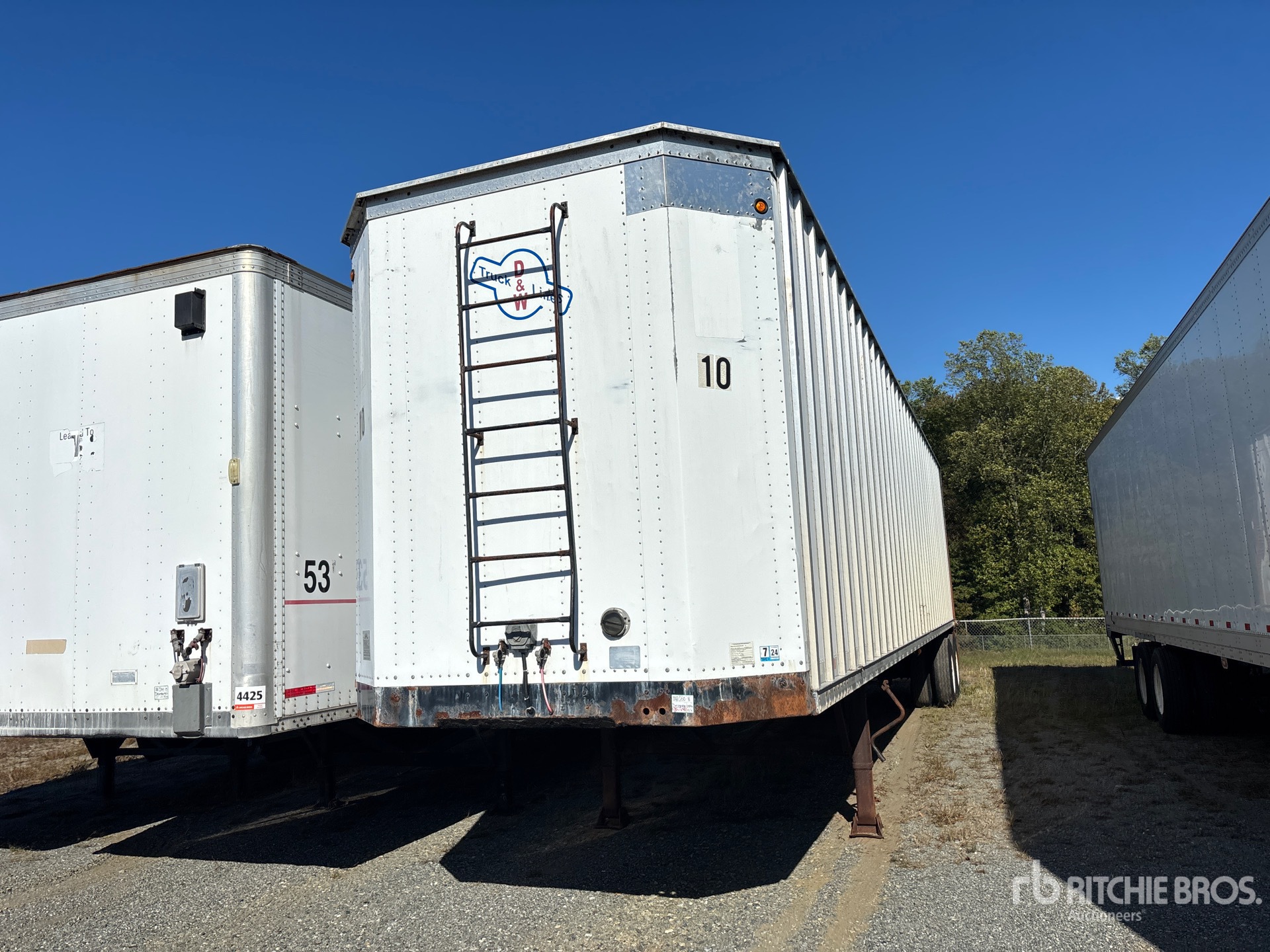 2015 Pitts T/A Chip Trailer