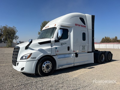 2024 Freightliner Cascadia 126 6x4 T/A Sleeper Truck Tractor