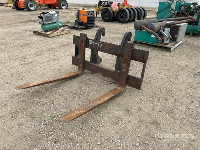 48 in Wheel Loader Forks - Fits Cat 930