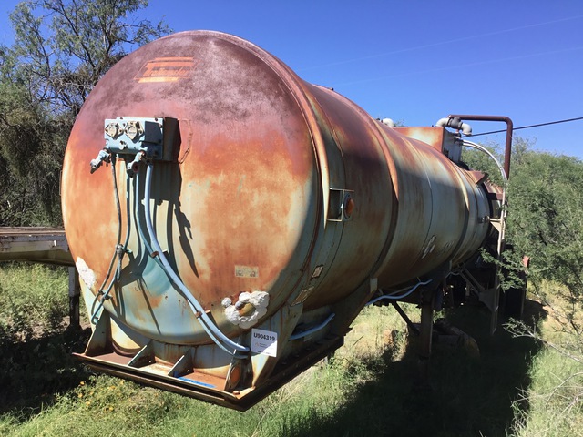 1981 Trailmaster 5964 gal T/A Tanker Trailer
