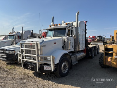 2016 Peterbilt 367 8x6 Winch Truck
