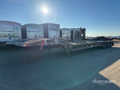 2020 Doepker 51 ft Tri/A Folding Neck Trailer