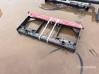2025 GIYI GY-BF47 47 in Skid Steer Bale Forks (Unused)