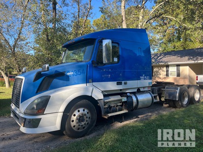 2013 Volvo VNL 6x4 T/A Sleeper Truck Tractor