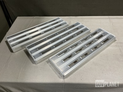 (29) JDS Electrical 8204921 Item No 21 Non-Skid Metallic Treads