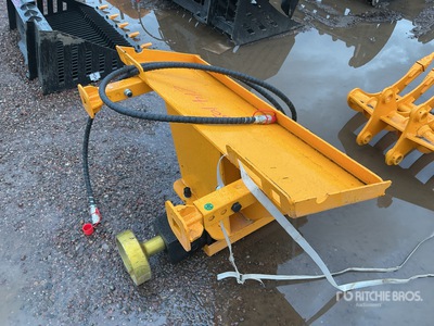 2025 GIYI GY-AD680 47 in Skid Steer Post Driver (Unused)
