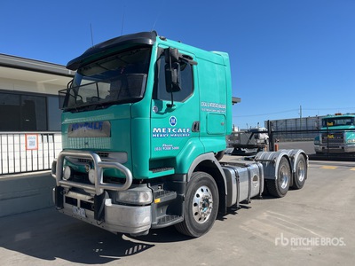 2006 Mack Qantum 3- Achs Sattelzugmaschine mit Schlafkabine