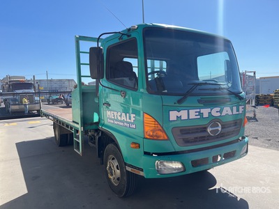 2007 Hino FC4J 4x2 Pritsche-Lkw