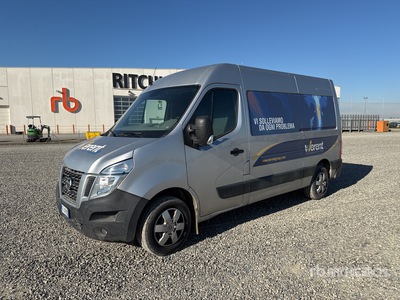 Nissan NV400 Van Truck
