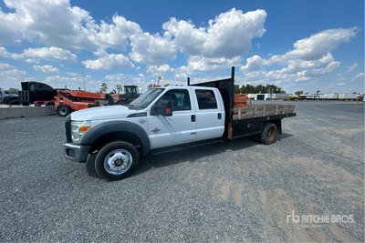 2016 Ford F-550 XL 4x4 Crew Cab Flatbed Truck