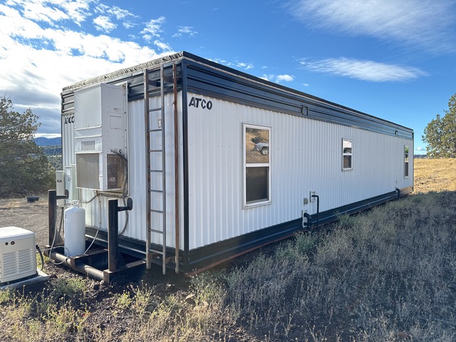 Atco 50 ft x 13 ft 6 in 2 Person Skid-Mounted Mobile Camp