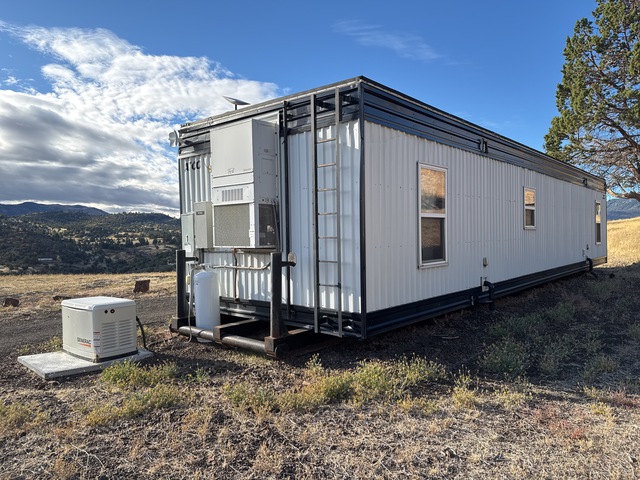 Atco 50 ft x 13 ft 6 in 2 Person Skid-Mounted Mobile Camp