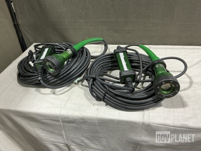 (2) Western Technology 8100-3A Explosion Proof Lights