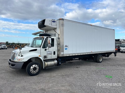 2018 International DuraStar 4300 4x2 Refrigerated Truck