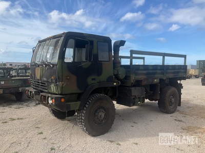 1998 Stewart & Stevenson M1078 LMTV 4x4 Cargo Truck