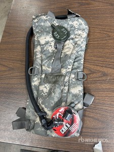 46 Camelbak Thermobak 3L Long Neck Hydrators