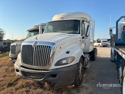 2013 International ProStar 6x4 Cabina con cuccetta per trattore stradale (Inoperable)