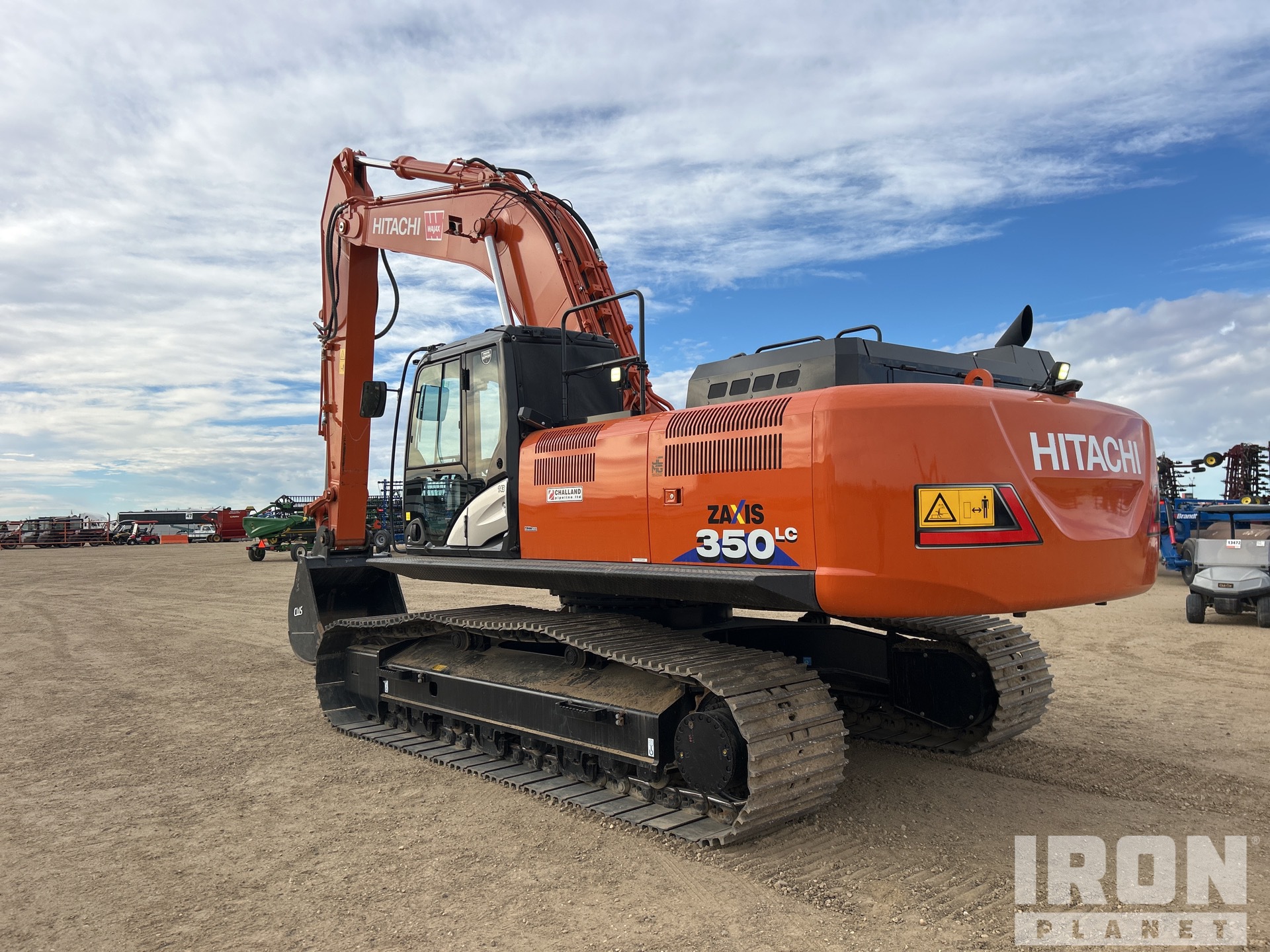 シースカイ 2022 Hitachi ZX350LC-6 Tracked Excavator (Unused) in Nisku