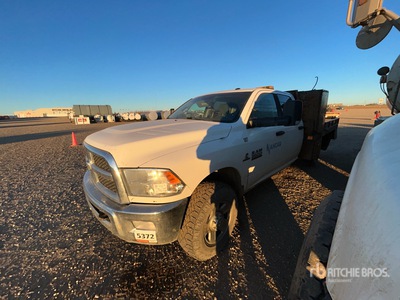 2016 Ram 3500 4x4 Crew Cab Crew Cab 4x4 Flatbed Truck (Inoperable)
