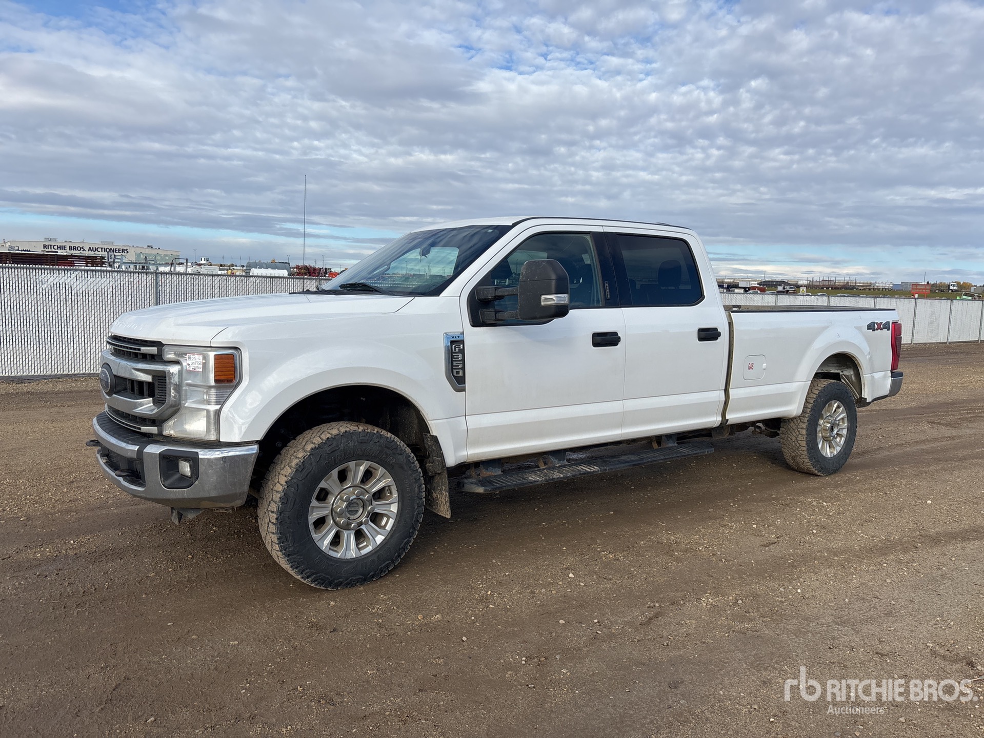 2020 Ford F-350 4x4 Crew Cab بيك اب