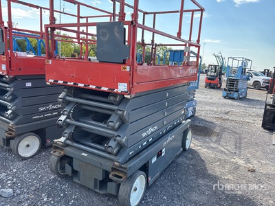 Skyjack SJIII4740 Electric Scissor Lift