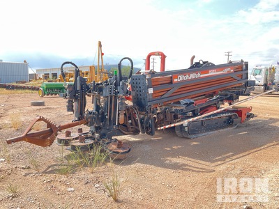 2012 Ditch Witch AT4020 w/ 4 fluid tanks を見 Directional Boring Machine (Inoperable)