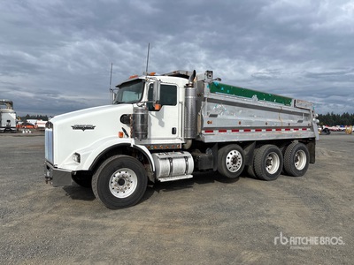 2005 Kenworth T800 8x4 Tri/A Dump Truck