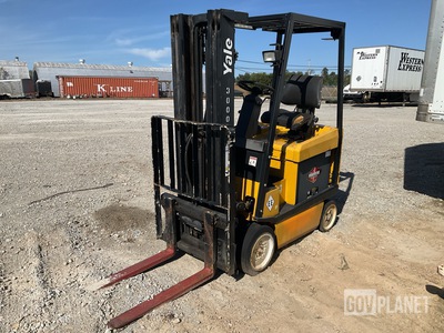 Yale ERC030AFN36SE084EE Electric Forklift