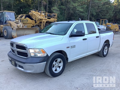 2015 Ram 1500 4x2 Crew Cab Pickup