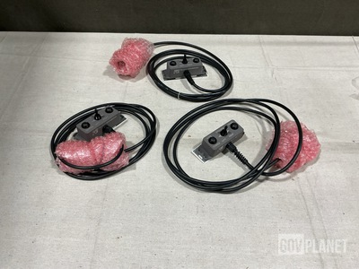 (48) Pearson Engineering PE34072 Joysticks
