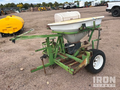 Tru Green Applicator Towable Applicator