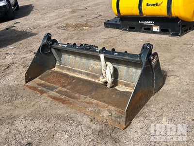 John Deere 78.75 in Multi-Purpose دلو للسكيد ستير
