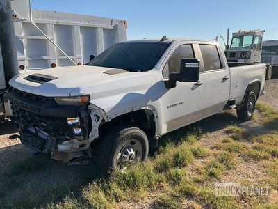 2022 Chevrolet 2500 HD 4x4 Crew Cab Pickup