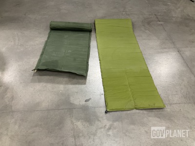 (118) Self-Inflating Sleeping Mats