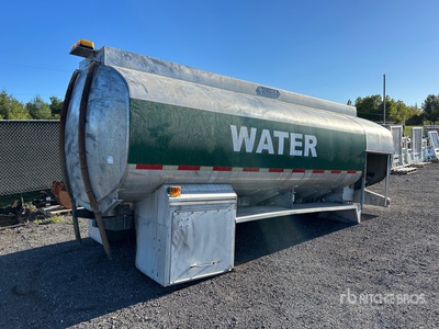Advance 23088 L 3300 Gallon Water Tank