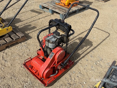 Multiquip MVC-90L Vibratory Plate Compactor