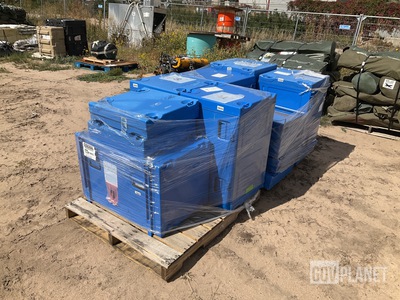 (6) Storage Cases