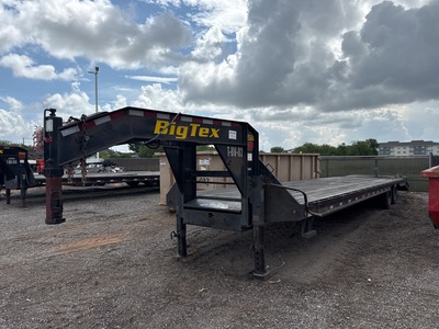 Big Tex 25GN-35BK+5MR 35 ft T/A Gooseneck Equipment Trailer