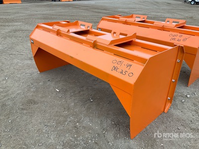 2025 Wolverine 82 in Empujador de nieve para minicargadora (Unused)