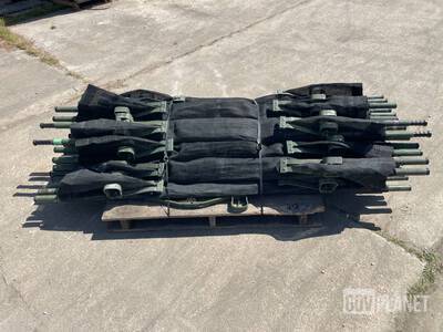 (15) Rigid Folding Litter Carriers