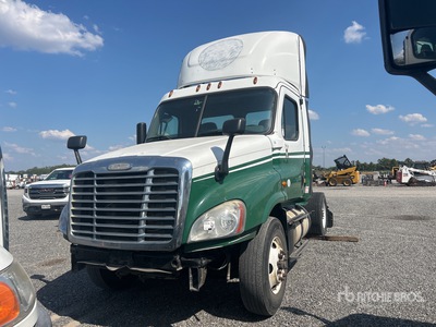 2016 Freightliner Cascadia 125 4x2 S/A Day Cab Truck Tractor (Inoperable)