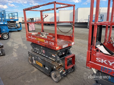2017 Skyjack 3219 Electric Scissor Lift