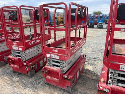 2017 MEC 1330SE Electric Scissor Lift