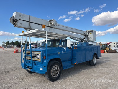 Strato-Tower ST-2-50 50 ft on 1981 Chevrolet C7500 4x2 Bucket Truck
