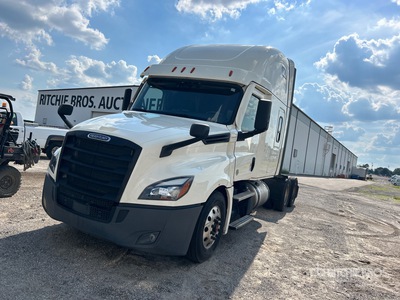 2021 Freightliner Cascadia 126 6x4 T/A Sleeper Truck Tractor (Inoperable)