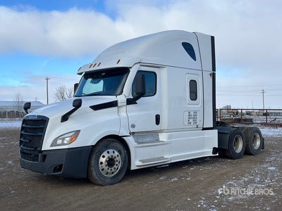 2022 Freightliner Cascadia 126 6x4 Sleeper Truck Tractor