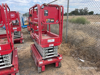 2018 MEC 1330SE Electric Scissor Lift