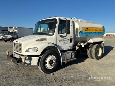 2017 Freightlin M2 106 2000 gal 4x2 Water Truck